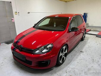Volkswagen Golf 6 GTI 2.0 TSI - 4