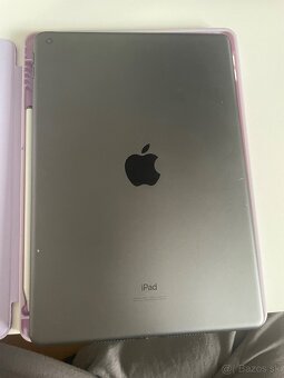 Apple iPad 10.2, 7.generácia - 4