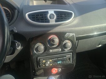 Renault Clio 1,2,55kw,r.v2011 - 4