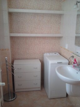 Prenajmem 1 izbový byt s klimatizáciou - 4