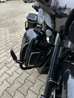 Harley-Davidson Street Glide Special 2018 - 4