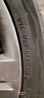 235/40 R18 - 4