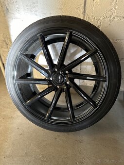 5x112 R19 8,5J ET35 235/40 ZR19 - 4