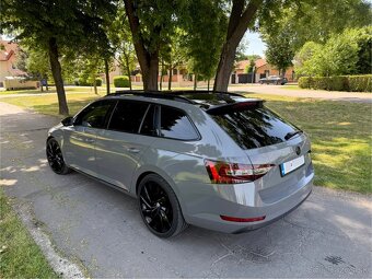 Škoda Superb 2.0 TDI Sportline DSG - 4