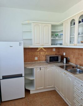 Pekný, zariadený 2 izbový byt, ulica Medveďovej, BA V. Petr - 4