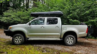 Toyota Hilux - 4