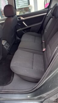 Peugeot 407 - 4