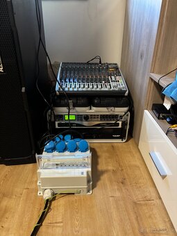 Komplet aparatúry systém  2x 2000W 4 ohm 2x 1400W 8ohm - 4