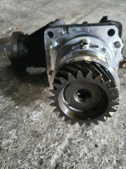 Predám diely z Honda CR-V 2,2 103kw tretia generácia 2007 - 4