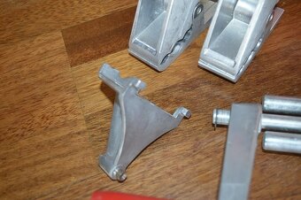 predam unikatny celohlinikovy prenosny zverak ZYLISS - 4