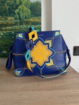 Sara Iris kožená vyšivaná kabelka Dajana Rodriguez - 4