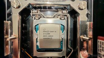 B560M + i5 11400F + 16GB Ram - 4