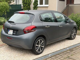 Peugeot 208 1.2 PureTech Style - 4