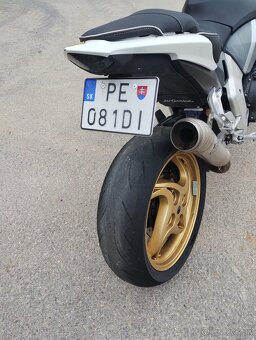 Honda CB1000R xtreme - 4