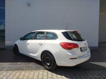 Opel Astra J 1.7 CDTI - 4