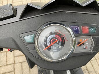 Skúter-motocykel ADAMOTO MATADOR 125 - 4