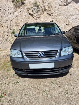 Predám náhradné diely na Volkswagen Touran mk1 /mk2 - 4
