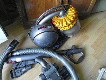 DYSON DC52 ALLERGY - 4