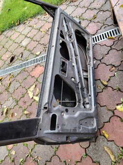 BMW E30 kupé ľavé dvere - 4
