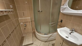 SLNEČNÝ 3 IZBOVÝ BYT S VEĽKOU LOGGIOU, 8. MÁJA, SVIDNÍK - 4
