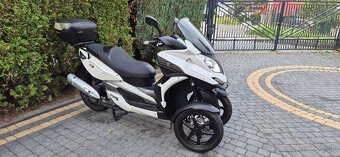 Quadro 350 cm3 L5e Mp3 - 4