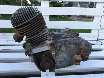 Motory Jawa cz 175/502 Skúter Prasa - 4