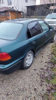 Honda Civic 1.5 vtec econom automat ,rozpredám na diely - 4