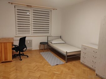 Prenájom 2 izb. byt s balkónom - 4