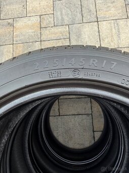 Dunlop 225/45/17 - 4