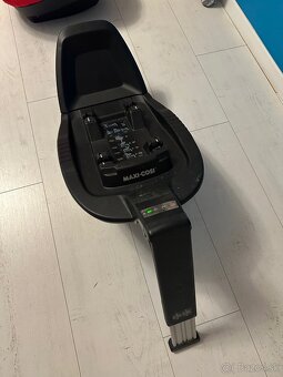 Maxi-Cosi Pearl Smart i-Size 0-15M - 4