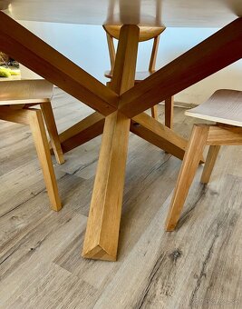 Jedálenský stôl Nori - 4