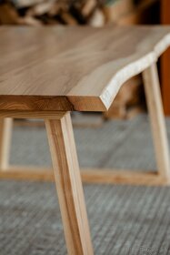 Jedálensky stôl - krásne jaseňové drevo - 4