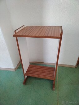 Predám retro obývaciu stenu a 2 skrinky - 4