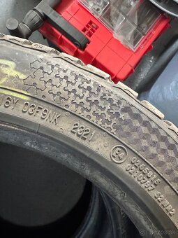Continental wintercontact 225/45 r17h - 4