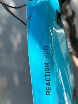 CUBE EBIKE 377 km malo jazdený - 4