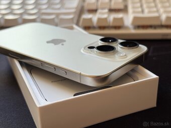 iPhone 15 PRO málo použitý - 4