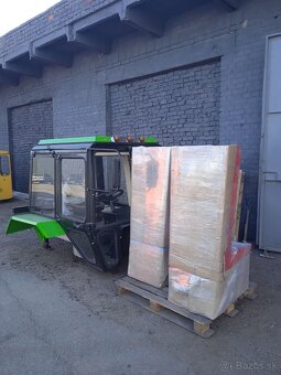 Kabína traktora MTZ - 4