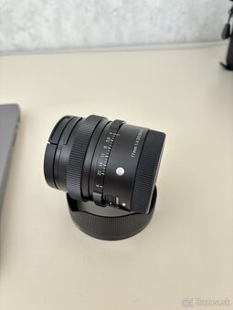 Sony Sigma - 4