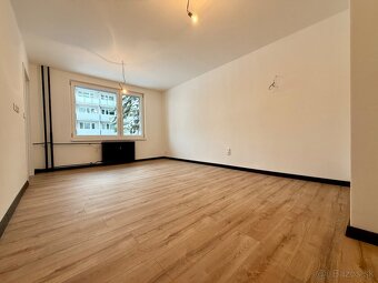 Ponúkame na predaj 1 Izb byt v KNM - 4