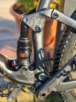 Predám MTB SCOTT Spark 960 dark grey - 4