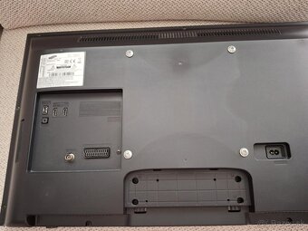 Predam 2x Samsung televizor 32” - 4