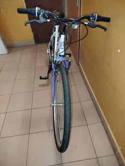 Dámsky trekovy bicykel - 4