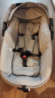 Autosedačka/vanička + otočný isofix Jané Matrix Light 2 - 4
