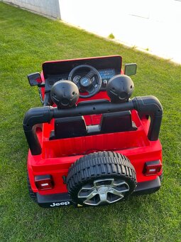 Detské elektrické autíčko Jeep - 4