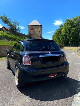 Mini Cooper One - 4