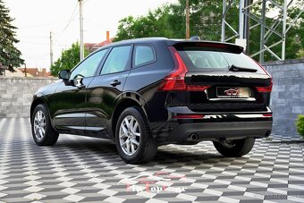 ⏩ Volvo XC60 B4 Momentum AWD A/T - 4