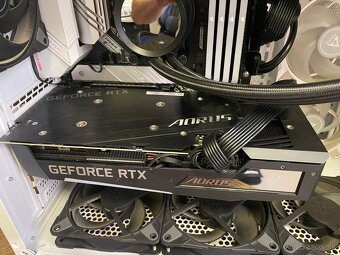 Rtx 3070 aorus Master z LCD 8gb - 4