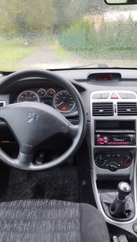 Peugeot - 4