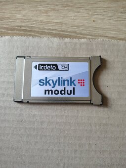 Satelitný prijímač Mascom - 4