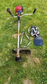 Predám krovinorez MTD 1043 AVS - 4